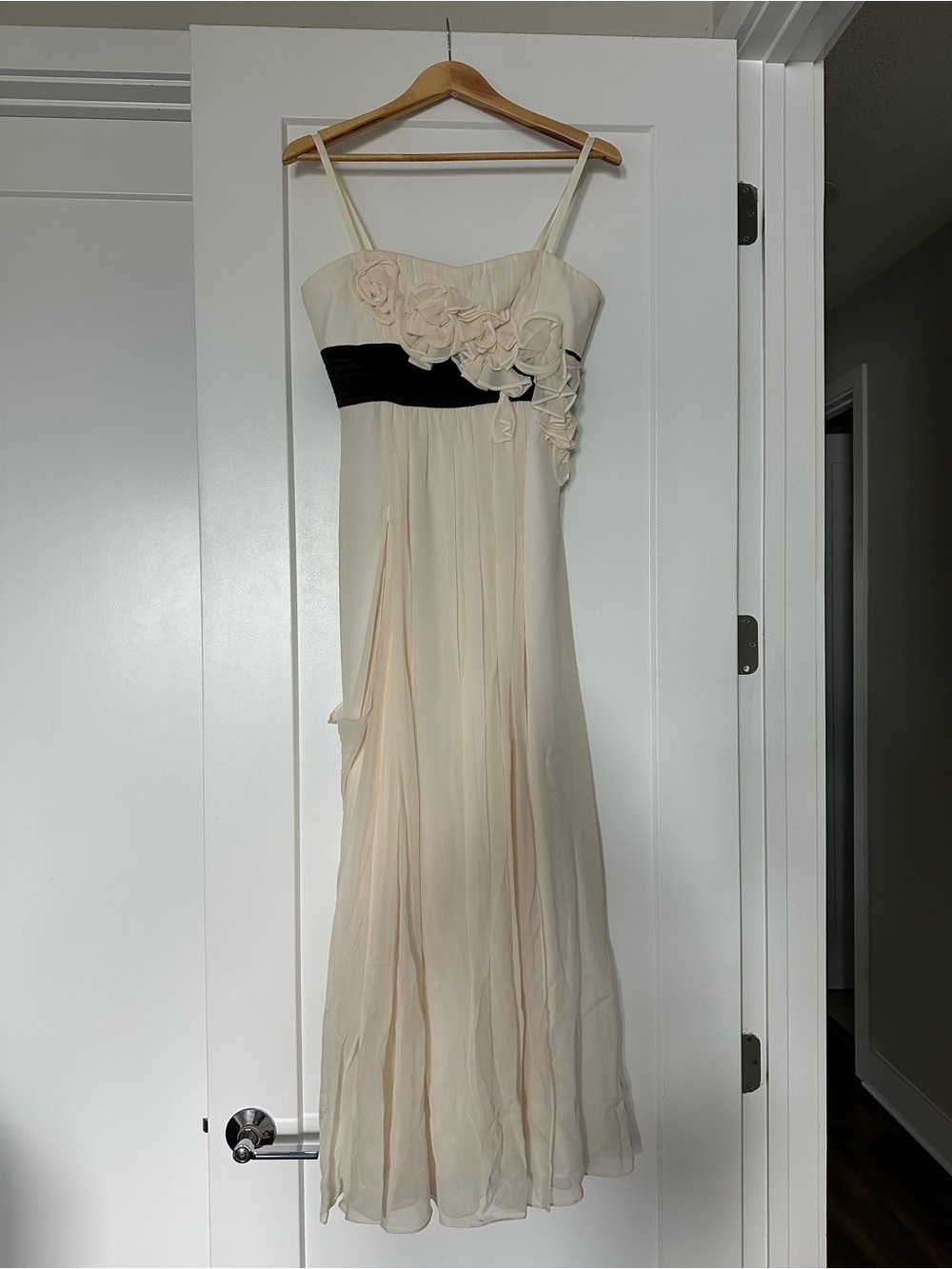 BCBGMaxAzria Cream Wedding Dress with Navy Waistband and Floral Appliqué